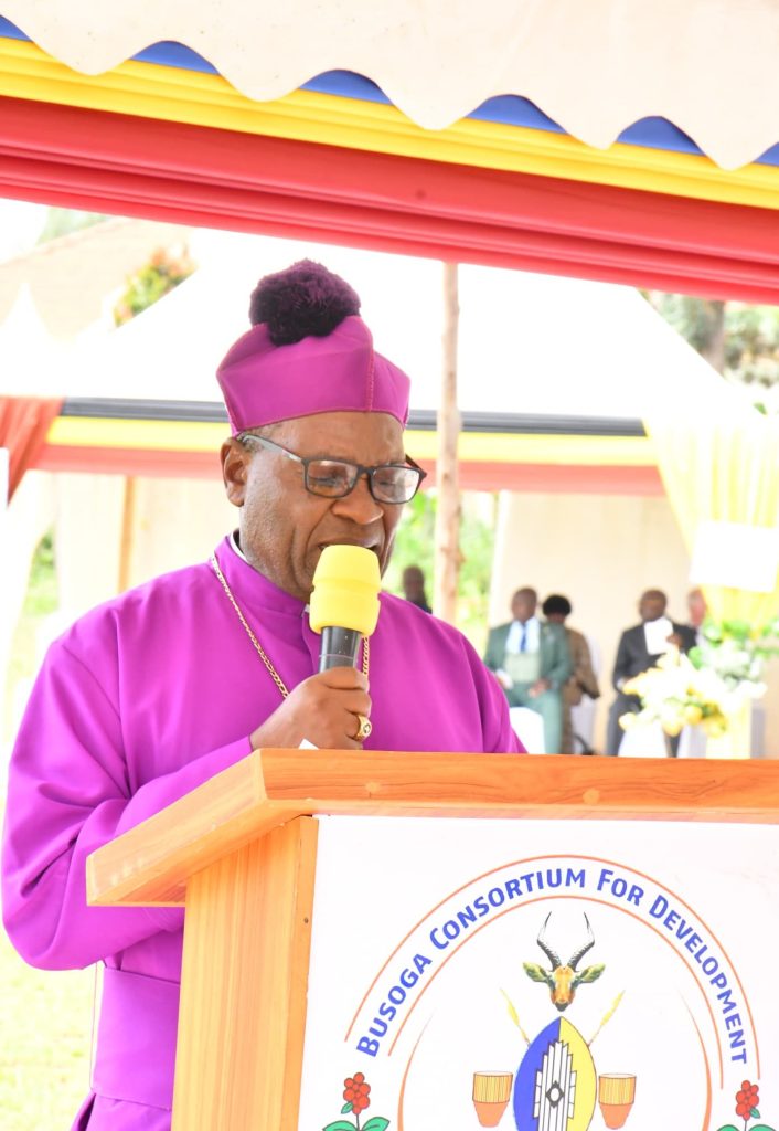 Bishop Hanington Suubi of the East Busoga Diocese the main celebrant led prayers and a sermon.