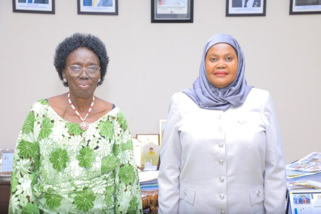 Rt. Hon. Rebecca Kadaga (R), 1st Deputy Prime Minister, and Rt. Hon. Rukia Isanga Nakadama, 3rd Deputy Prime Minister, during a Busoga Consortium meeting.